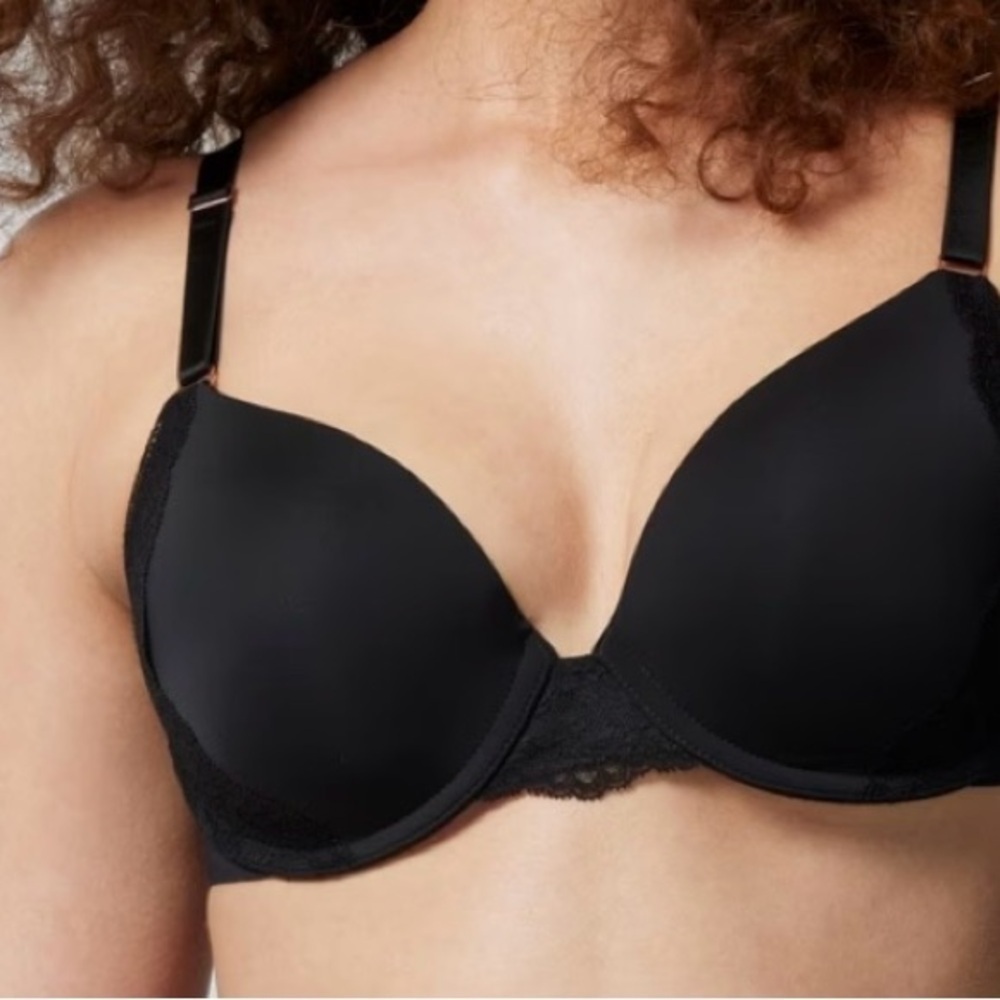 SOMA Vanishing 360 Perfect Coverage Bra with Lace Trim Size 40C